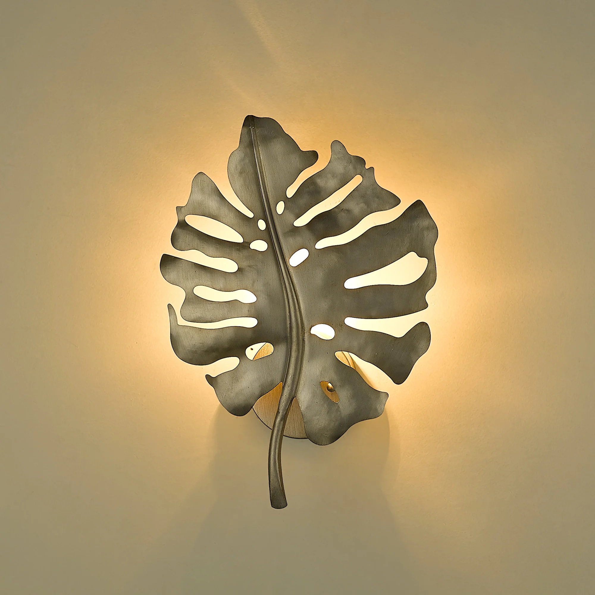 Aruba 1-light Wall Sconce in White Gold - Image 3