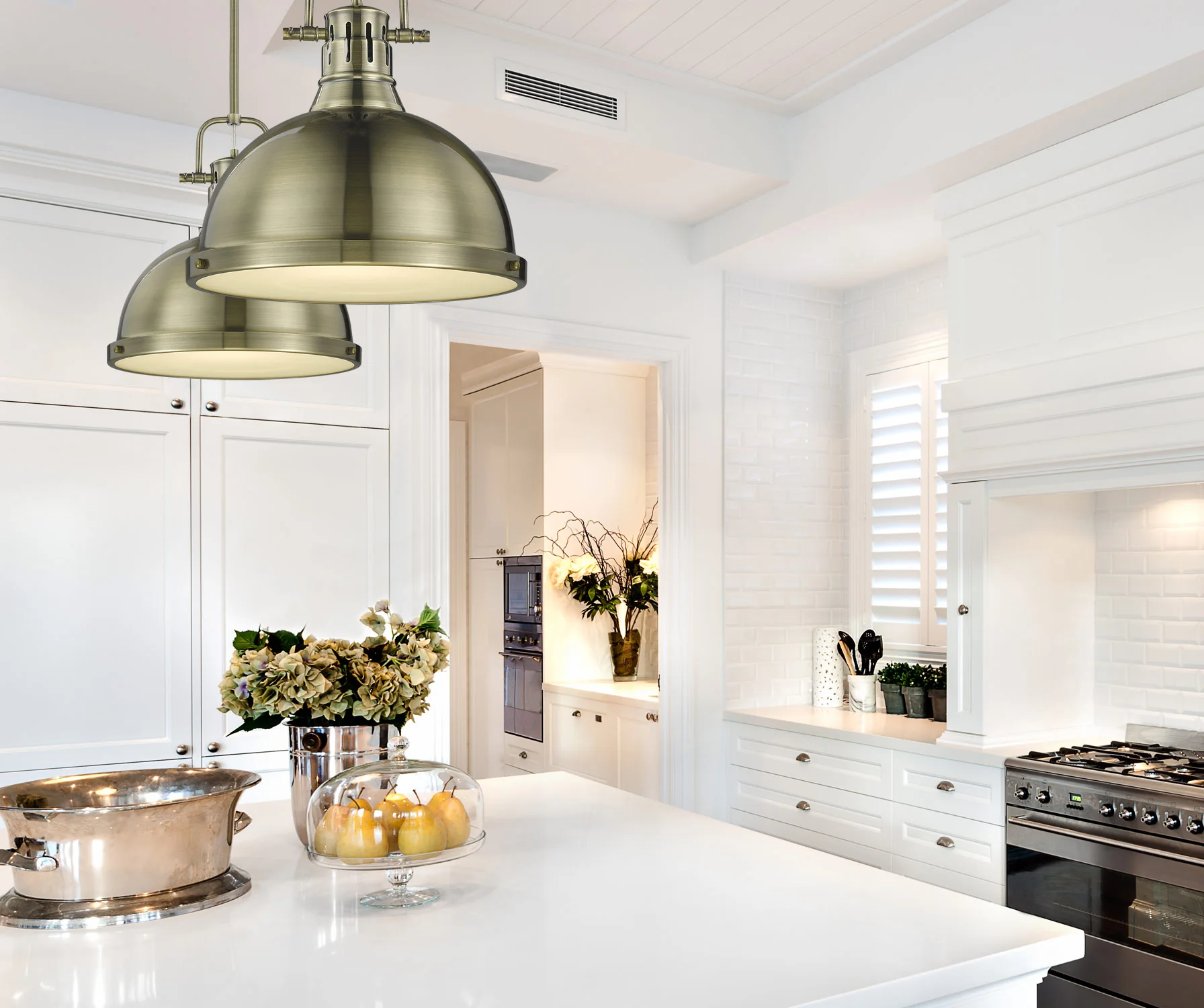 Duncan 1-light 14in Rod Hung Pendant in Aged Brass - Image 3