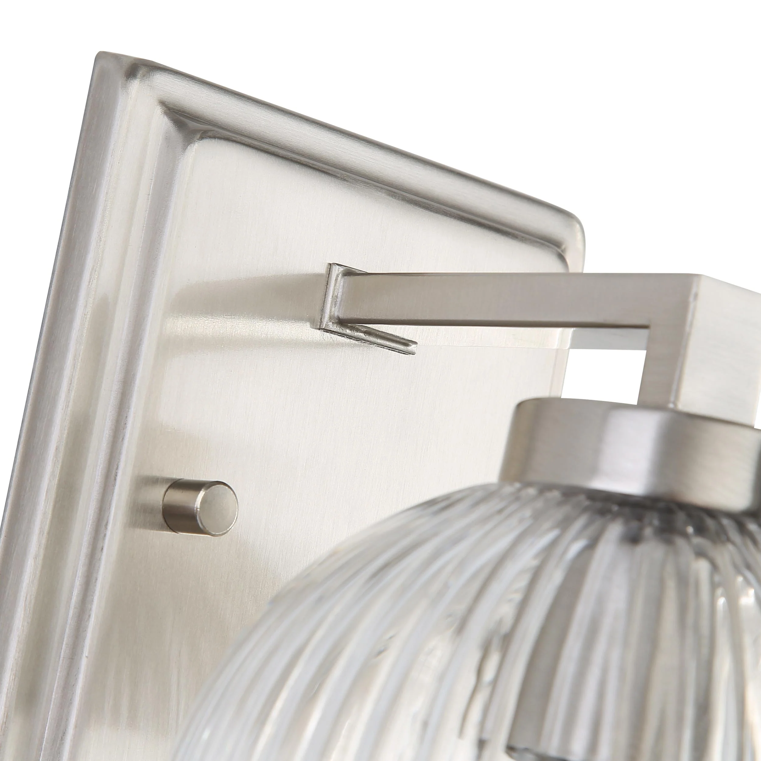 Elliott 1-light Vanity in Pewter and Clear Ribbed Glass - Image 6