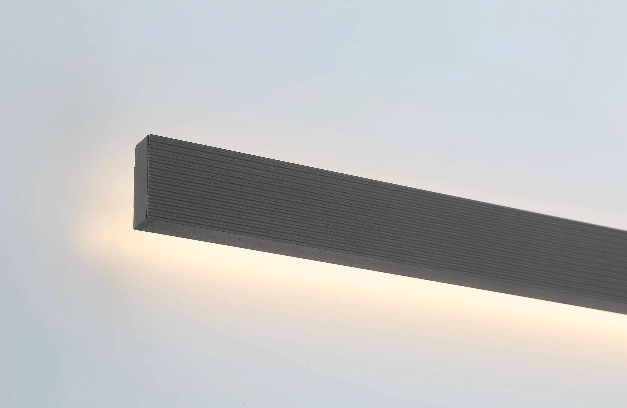 Enso Integrated LED 51" Outdoor Wall in Smooth Grey - Image 7