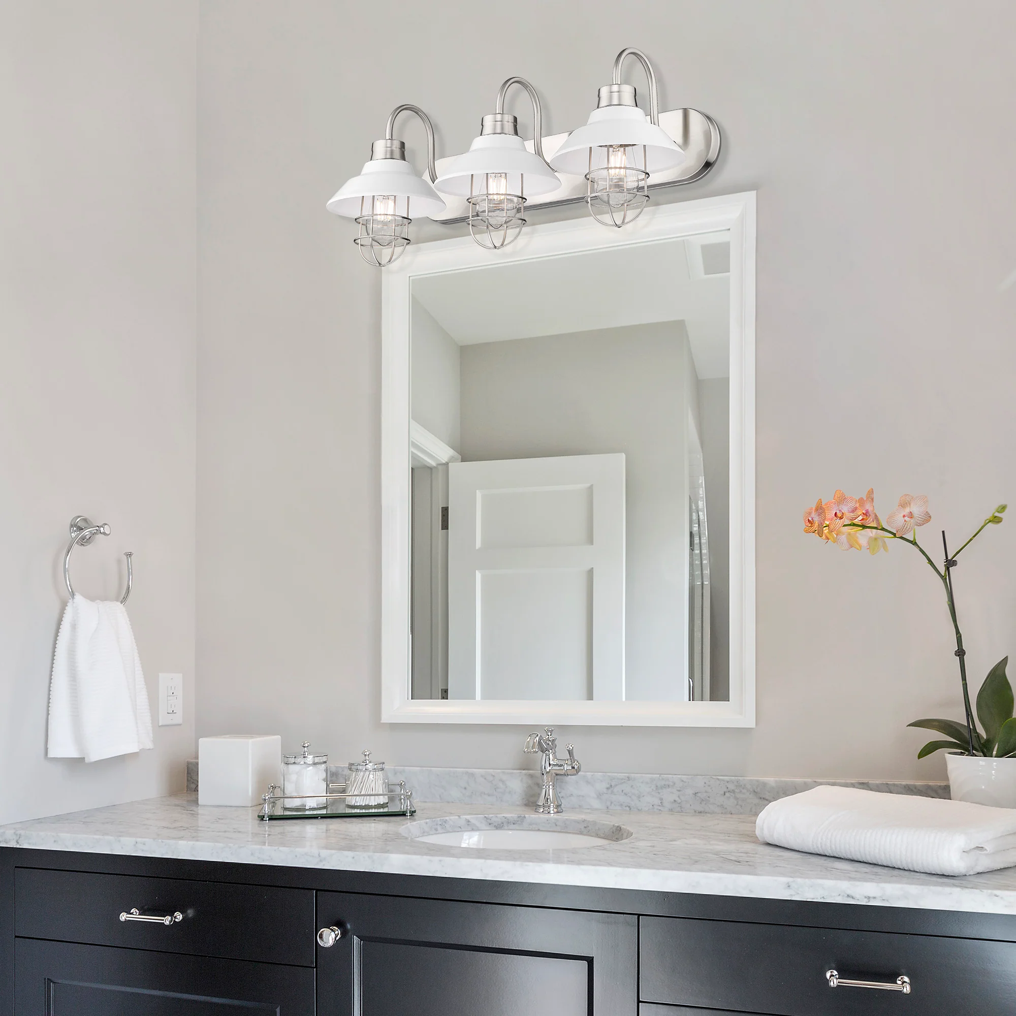Lana 3-light Vanity in Pewter - Image 5