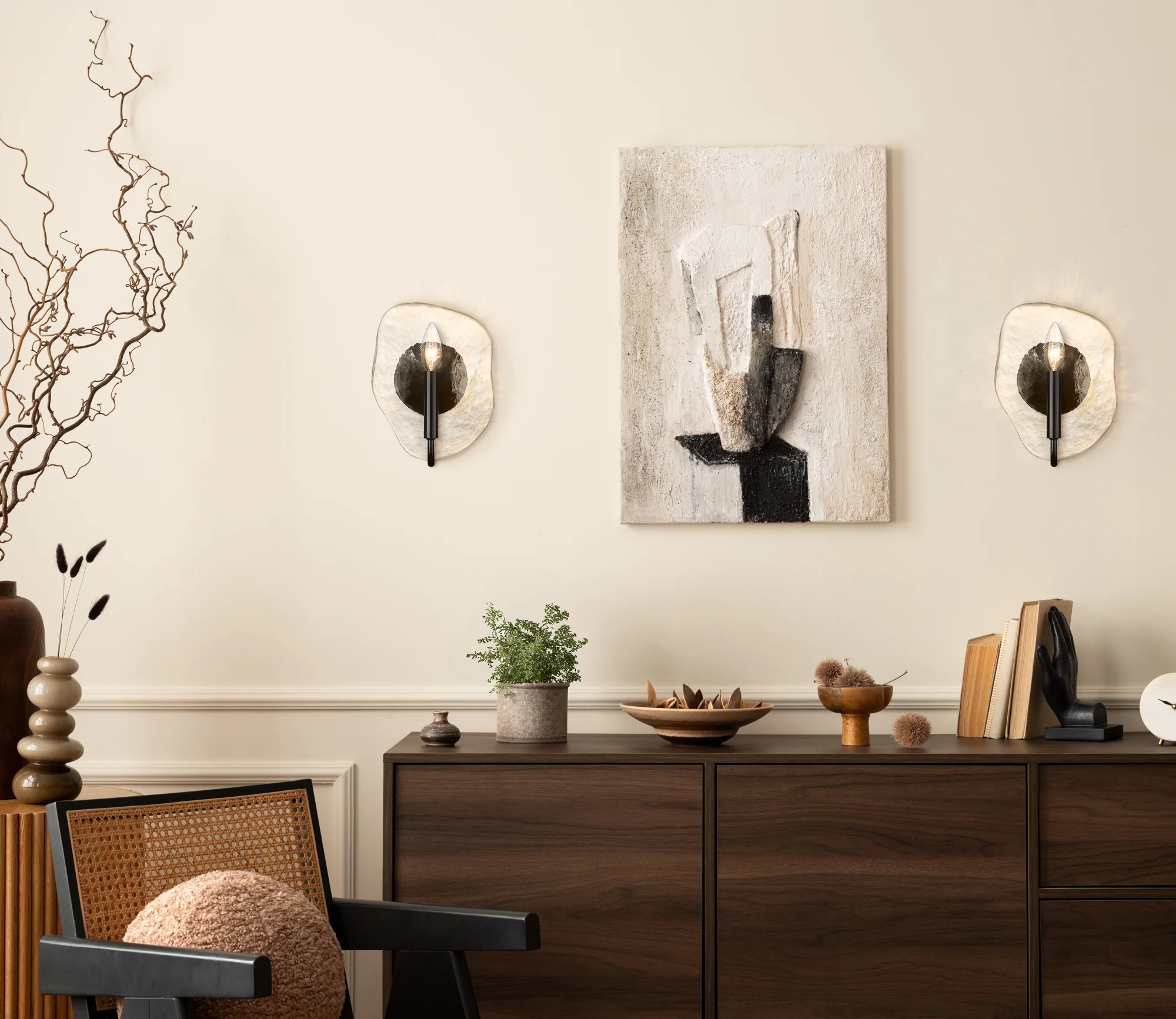 Samara 1-light Wall Sconce in Matte Black - Image 5
