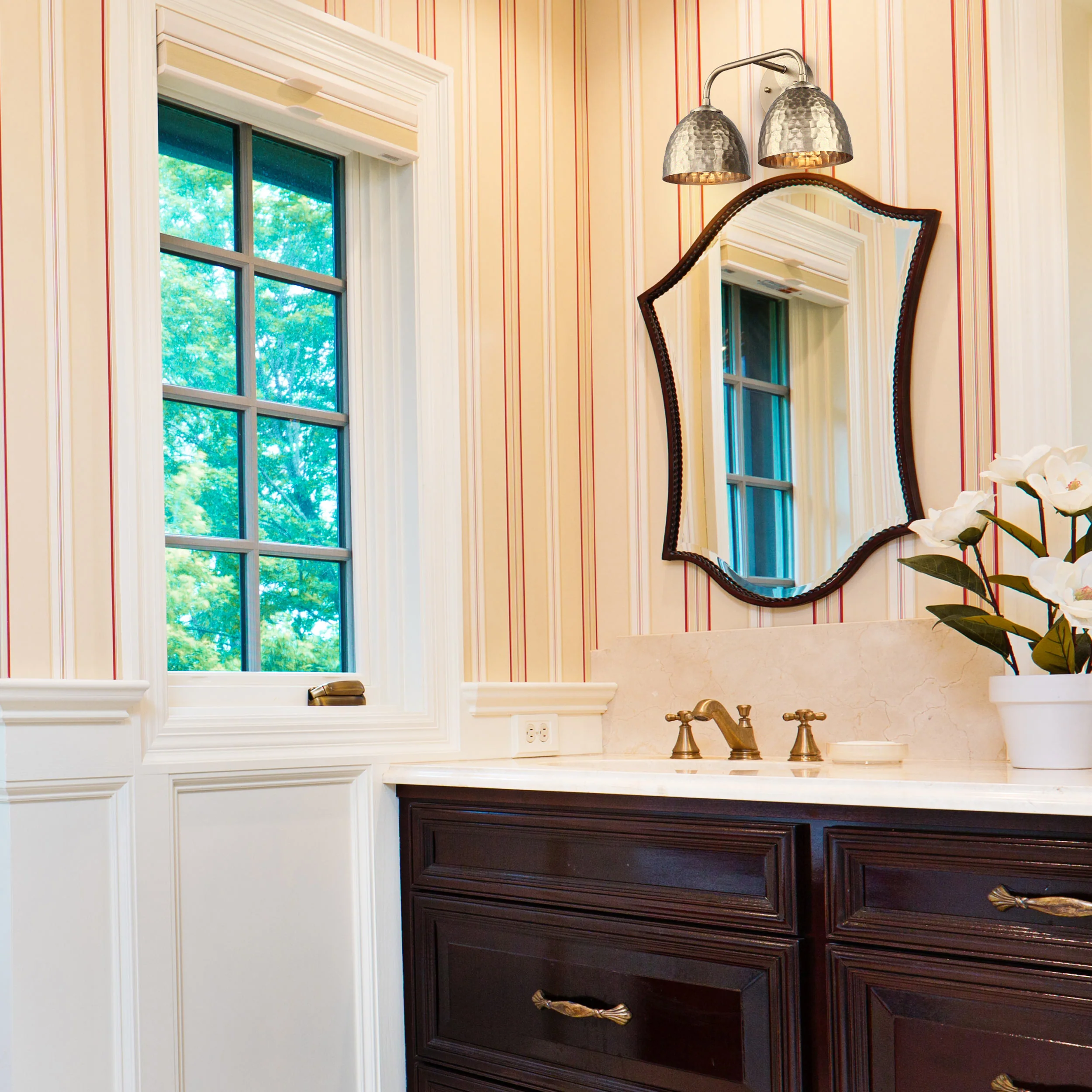 Shepard 2-light Vanity in Modern Brass and Modern Brass shade - Image 5
