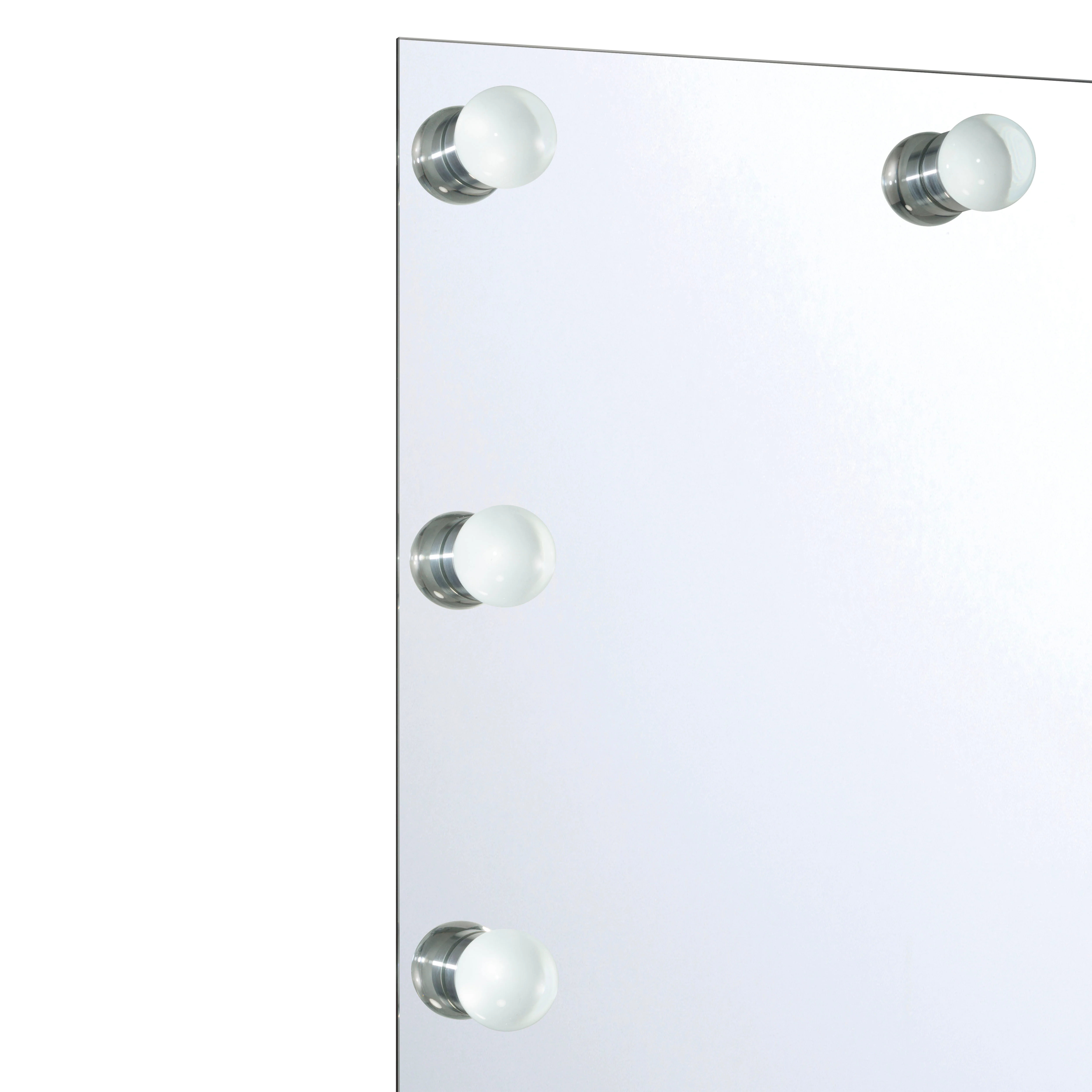 Starlight LED 30in Mirror with Clear Acrylic Globe Diffusers - Image 7